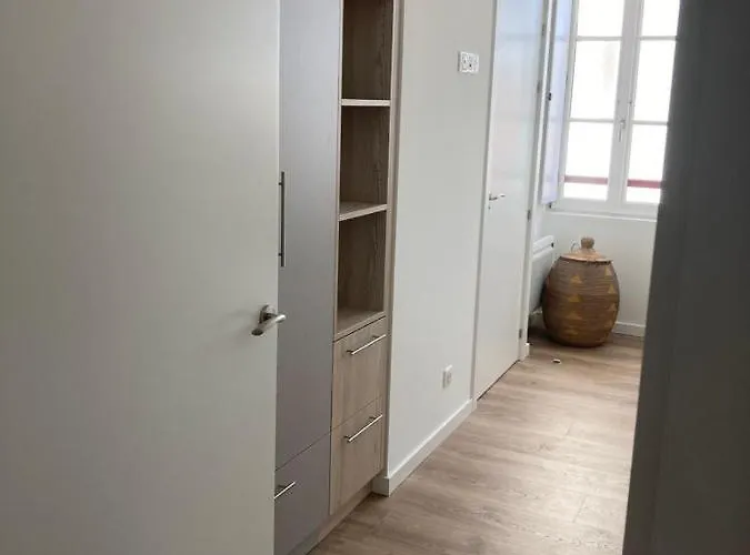 Superbe T3 Au Centre .parking Apartamento *